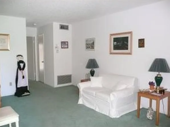 34 Pine Arbor Ln, Vero Beach, FL 32962