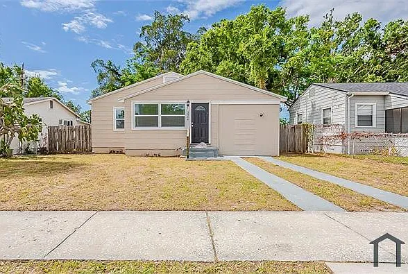 3 bed, 908 sqft, $2,750 — Photo 1