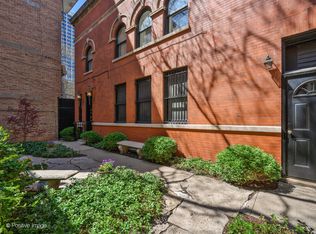 1450 N Dearborn St #4, Chicago, IL