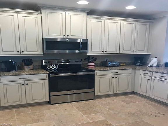 2nd image of 8776 Bellano Ct #102
