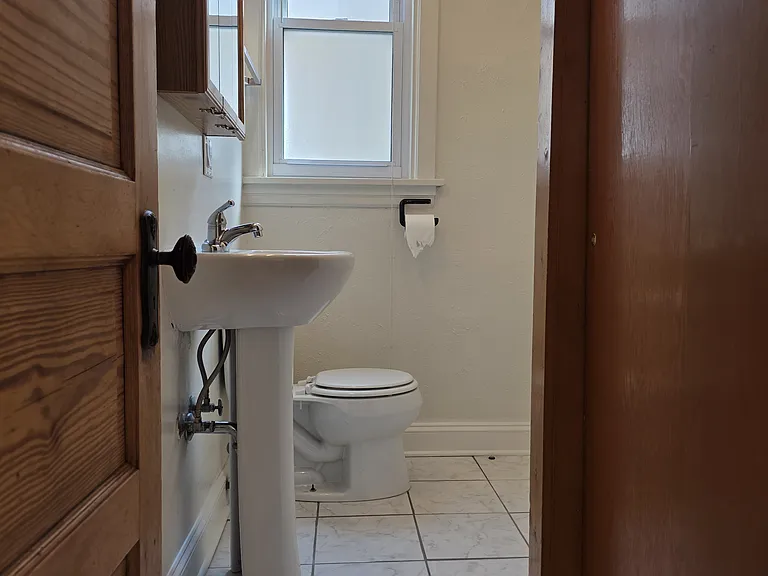 4236 N Wolcott Ave #2 — Photo 16