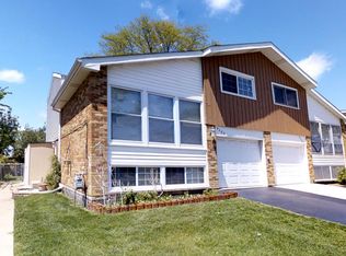 9366 Hamlin Ave, Des Plaines, IL 60016
