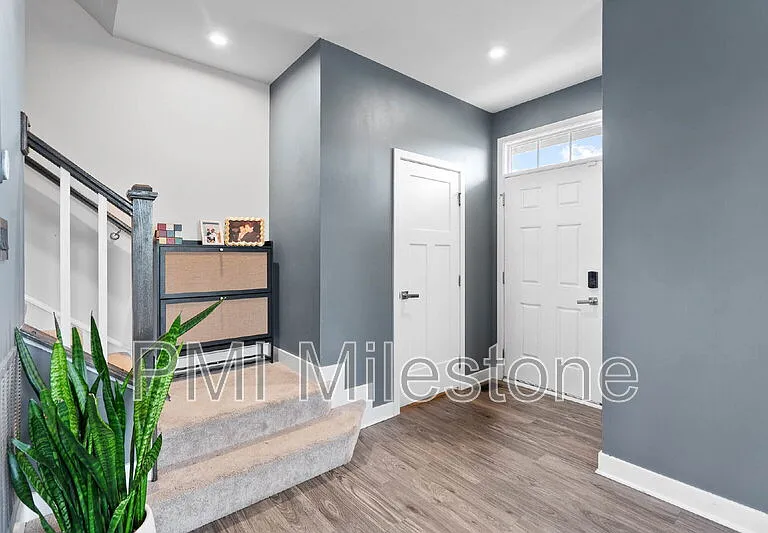 367 Ontario Dr #FALLING WATERS — Photo 9
