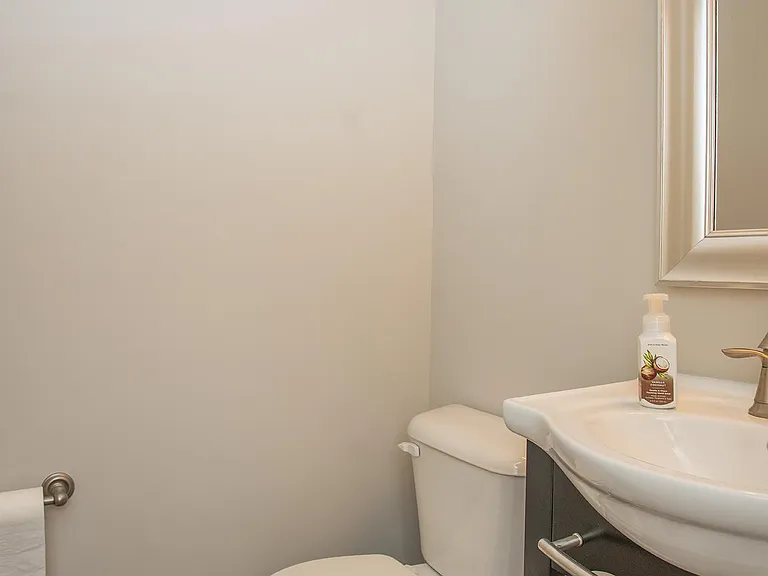 832 Davidson Point Rd — Photo 22