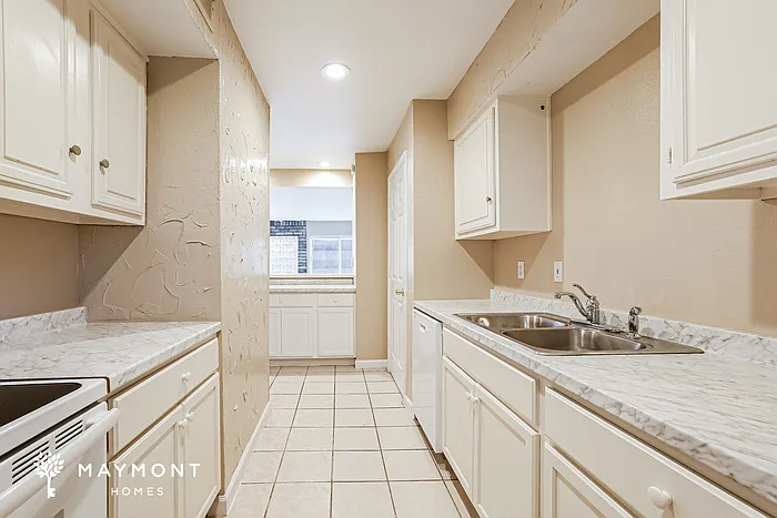 11889 Algonquin Dr — Photo 9