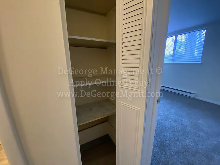 Parkview Apartments — Photo 17