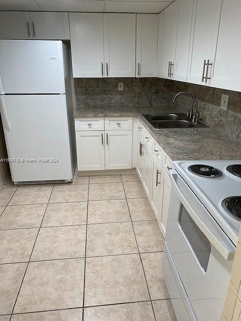 1st image of 8615 NW 8th St APT 305