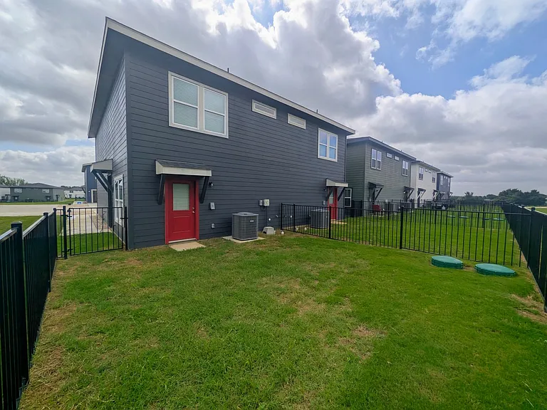 3501 E Renfro St #608 — Photo 3