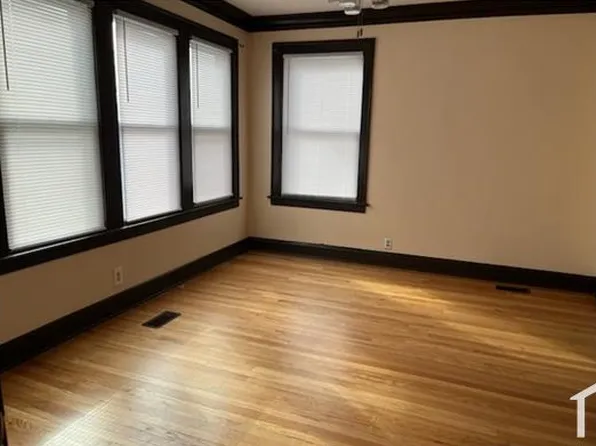 7130 S Hermitage Ave, Chicago, IL 60636