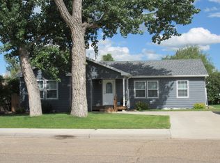 223 S Adams St, Plentywood, MT 59254