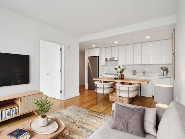 180 Broome Street 1507 image 1 of 11