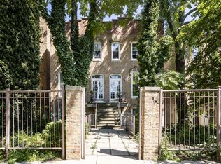 837 S Laflin St #1N, Chicago, IL 60607