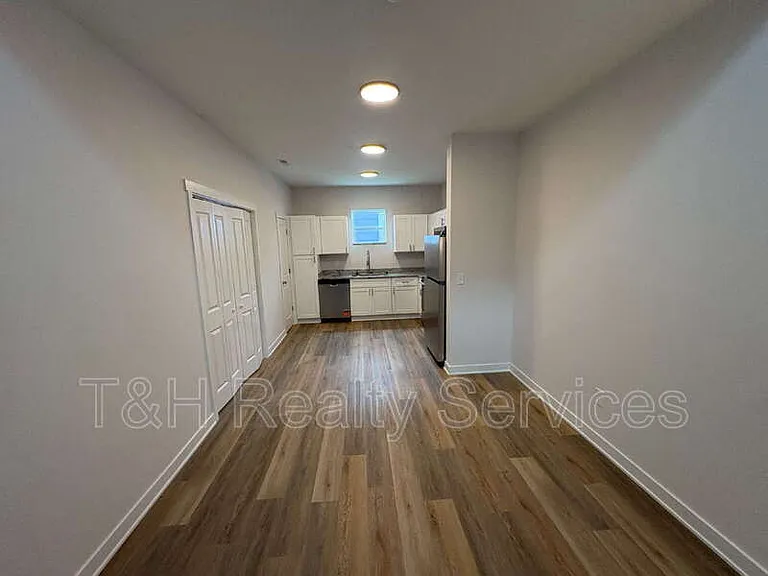 415 N Walcott St #B — Photo 5