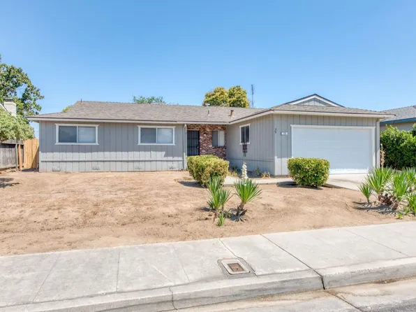 39 W Norwich Ave, Clovis, CA 93612