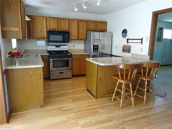 4th image of 112 Nantucket Cir Unit 112