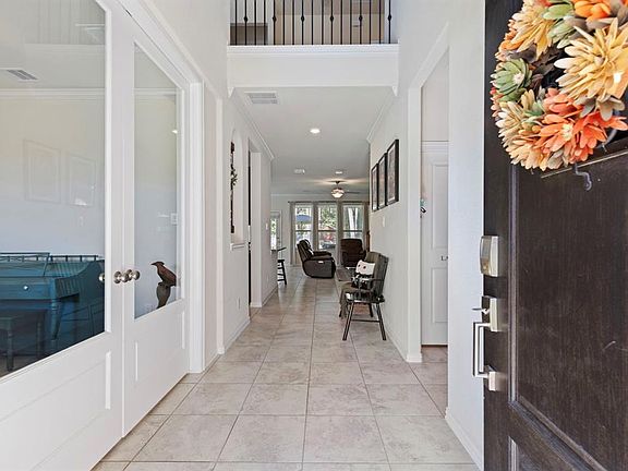 5th image of 315 Cadela Drive