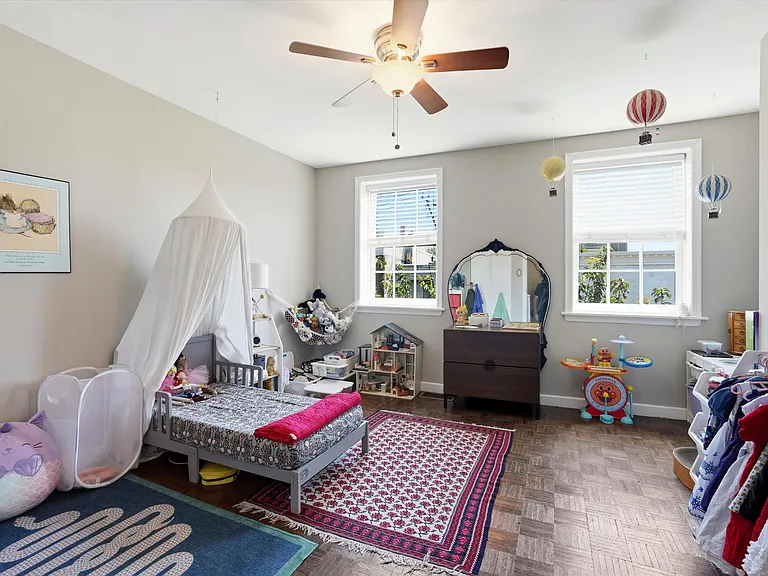 311 Fitzwater St — Photo 12