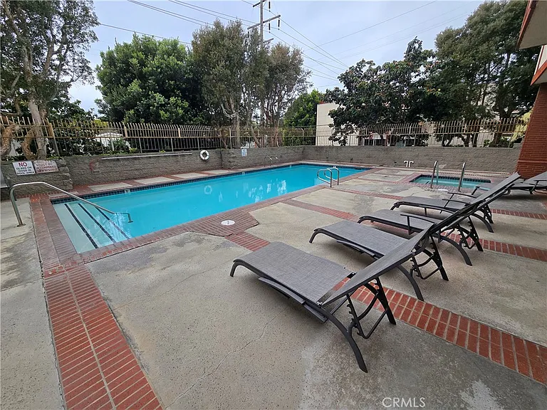 8828 Pershing Dr #121 — Photo 47