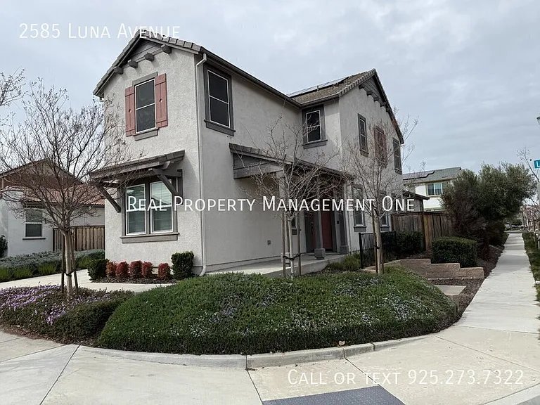 2585 Luna Ave — Photo 4