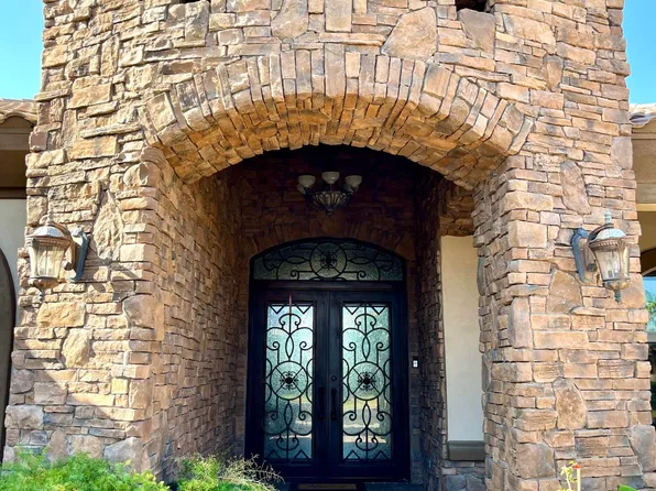 843 W ARMSTRONG Way, Chandler, AZ 85286