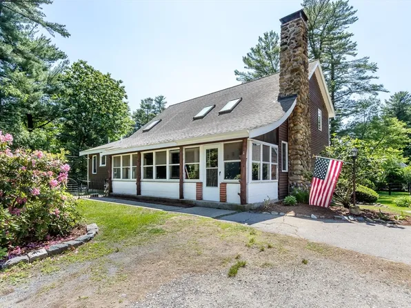 836 Plain St, Stoughton, MA 02072