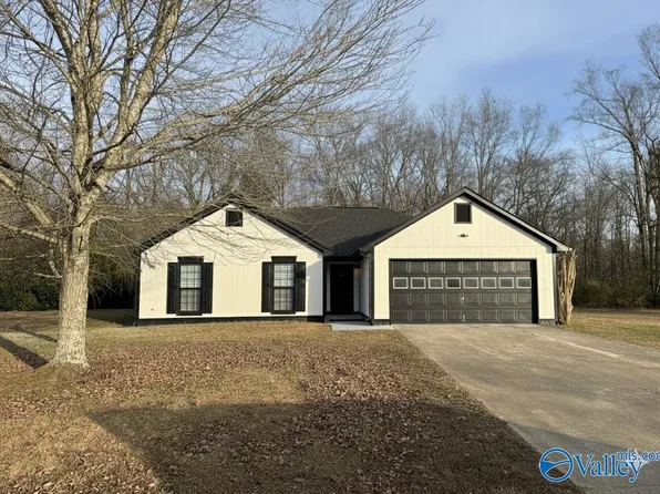 205 Nina Pearl Dr, Huntsville, AL 35811