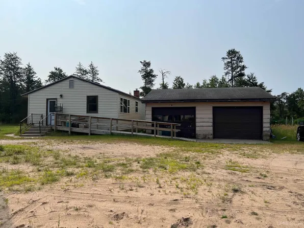 9875 Co Rd #513-T, Rapid River, MI 49878