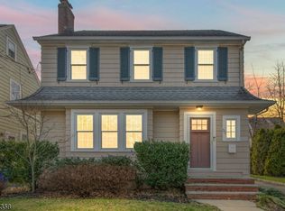 33 Lowell Ter, Bloomfield, NJ 07003