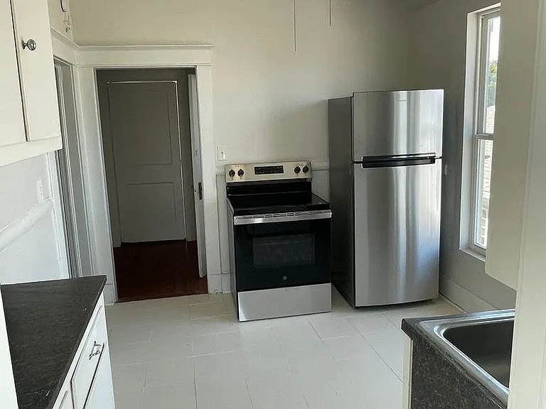 6525 W End Blvd #C — Photo 12