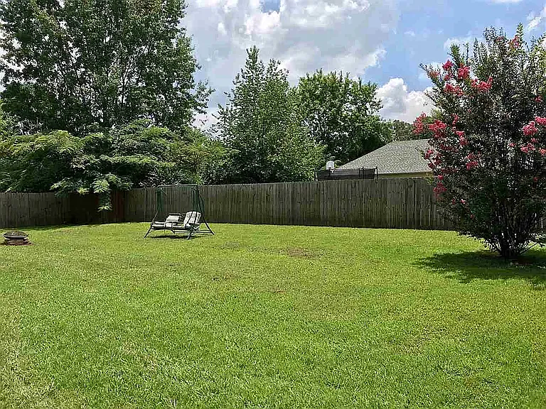 32 Broadleaf Cv — Photo 3