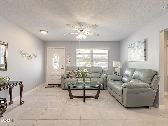 3rd image of 103 Magnolia Loop