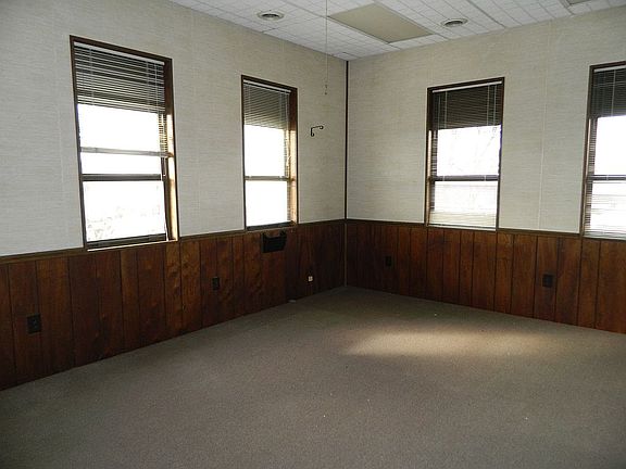 3rd image of 130 McKim St