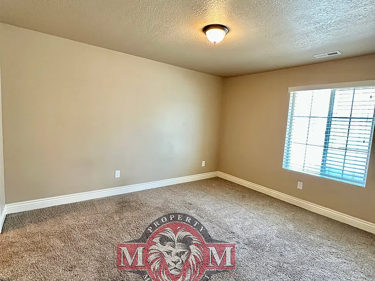 24 E Opequon Rd — Photo 7