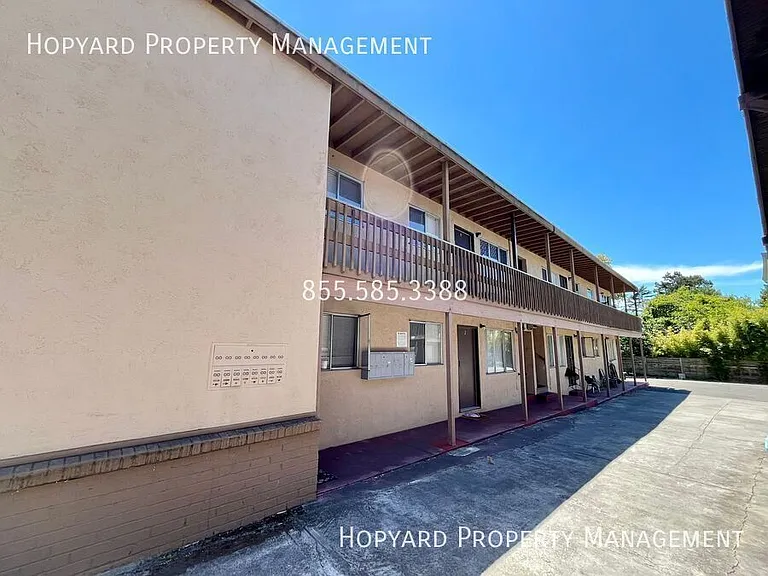 2146 Sacramento St #3 — Photo 1