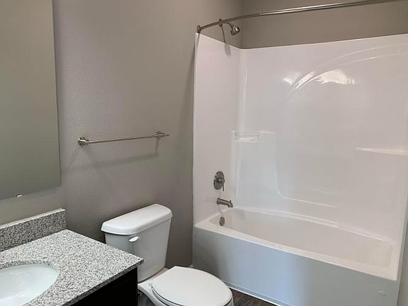 2nd image of 1375 Park 33 Blvd APT 1013