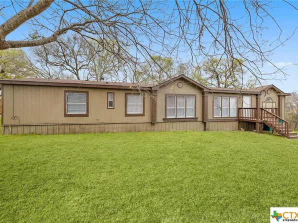 511 N 11th St, Gatesville, TX 76528