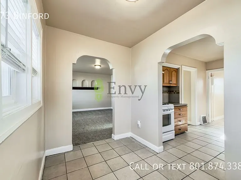 873 Binford St — Photo 7
