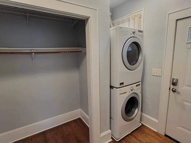 114 Huntington Blvd NE #1 — Photo 7