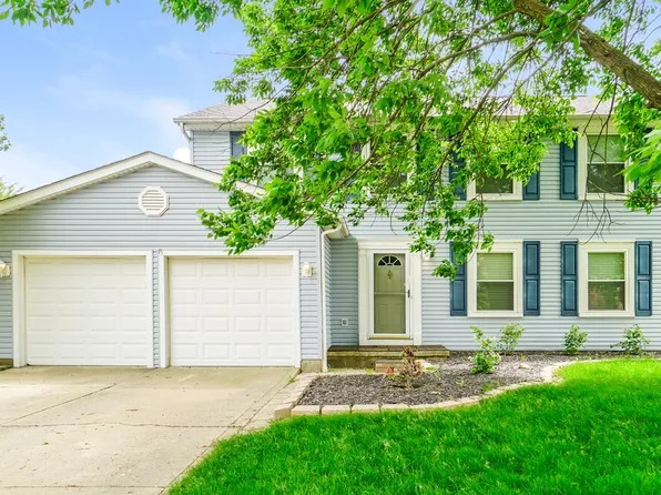 3704 Holly St, Grove City, OH 43123