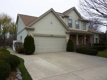 230 Stanton Ct W photo 1