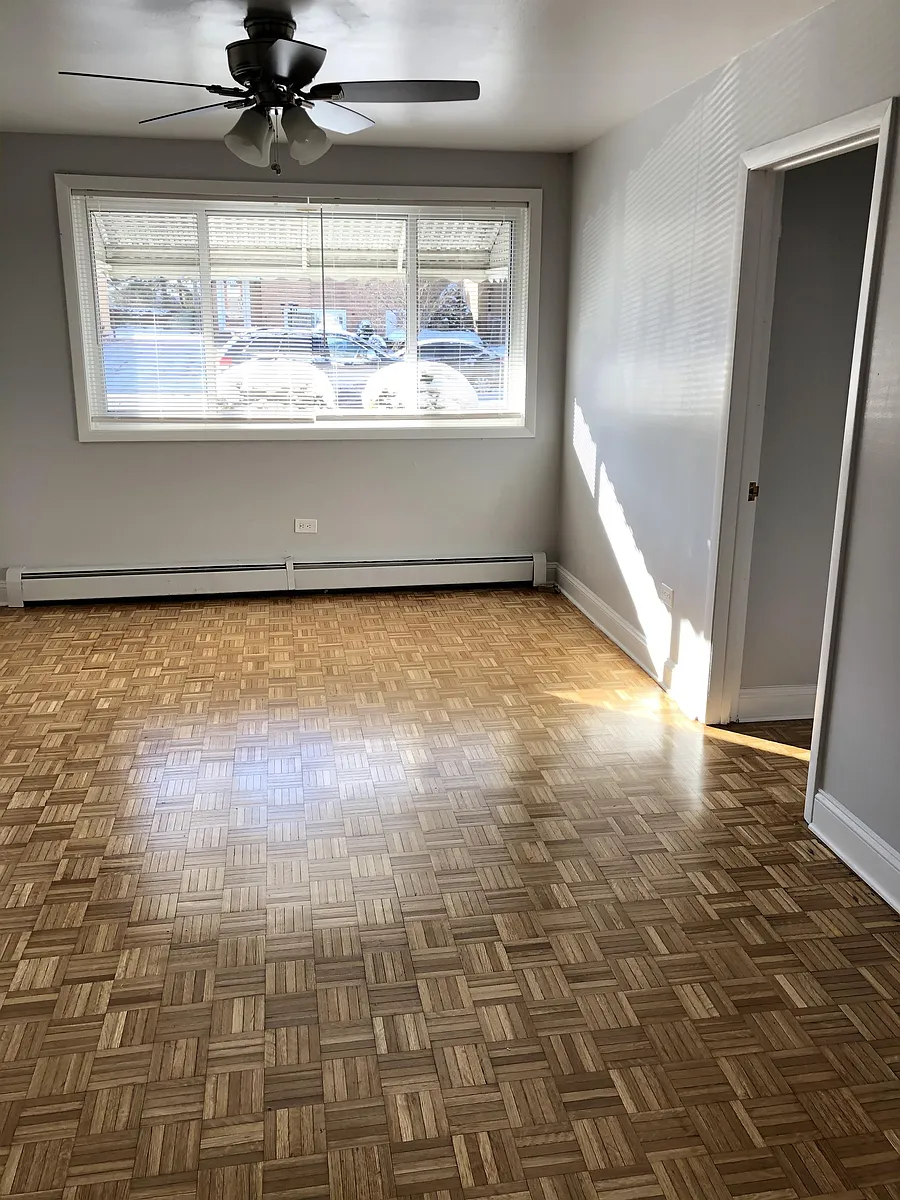 Building Photo - 8436 W Oak Ave #G