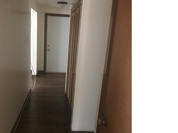4th image of 7655 S Hermitage Ave APT 1