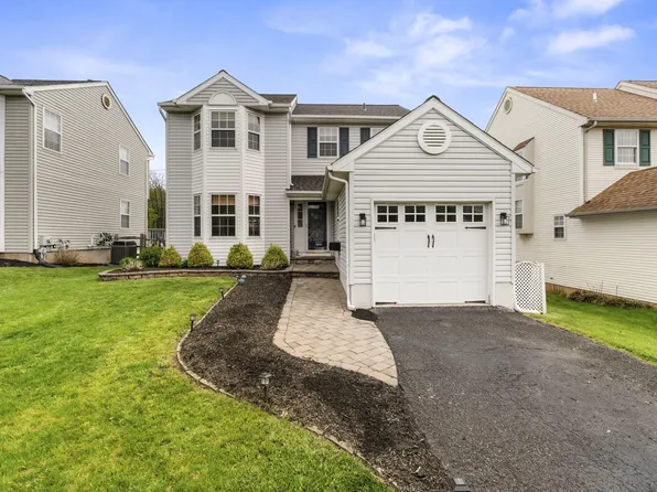 630 Stewart Rd, Collegeville, PA 19426