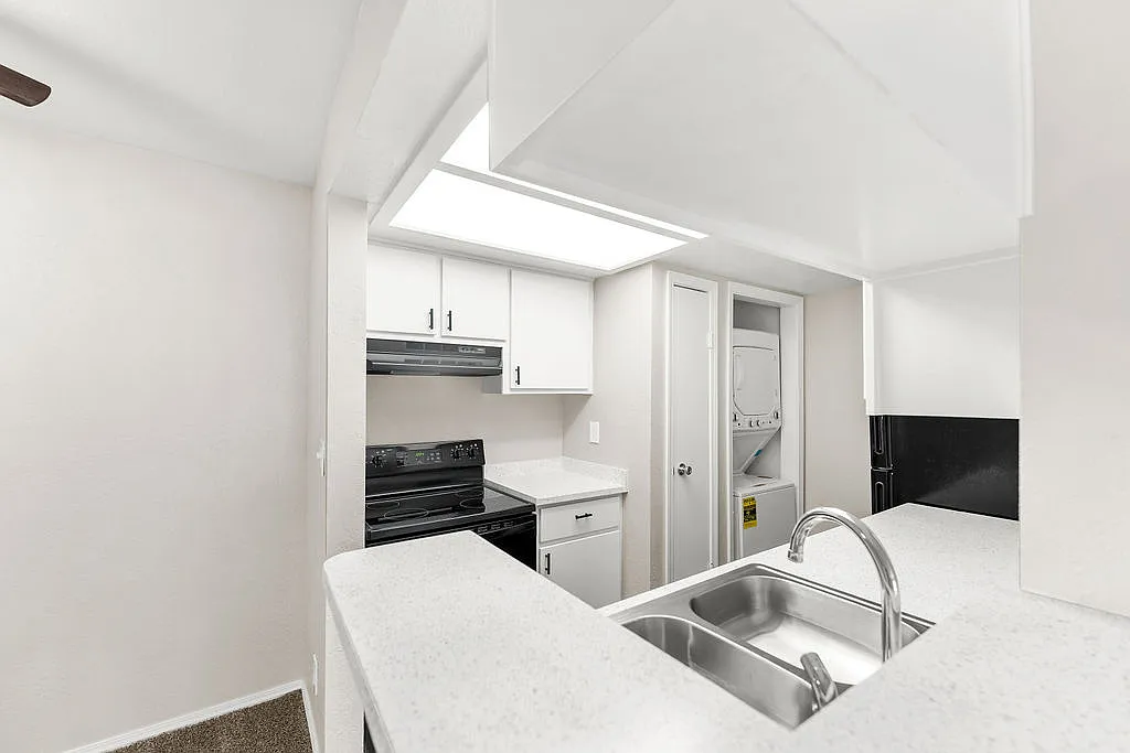 Fountainhead Apartments — Photo 4