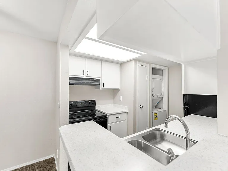 Fountainhead Apartments — Photo 4