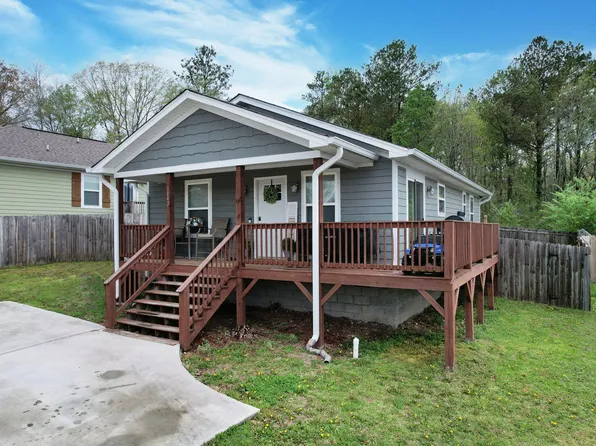 1042 McCann Dr SE, Cleveland, TN 37311