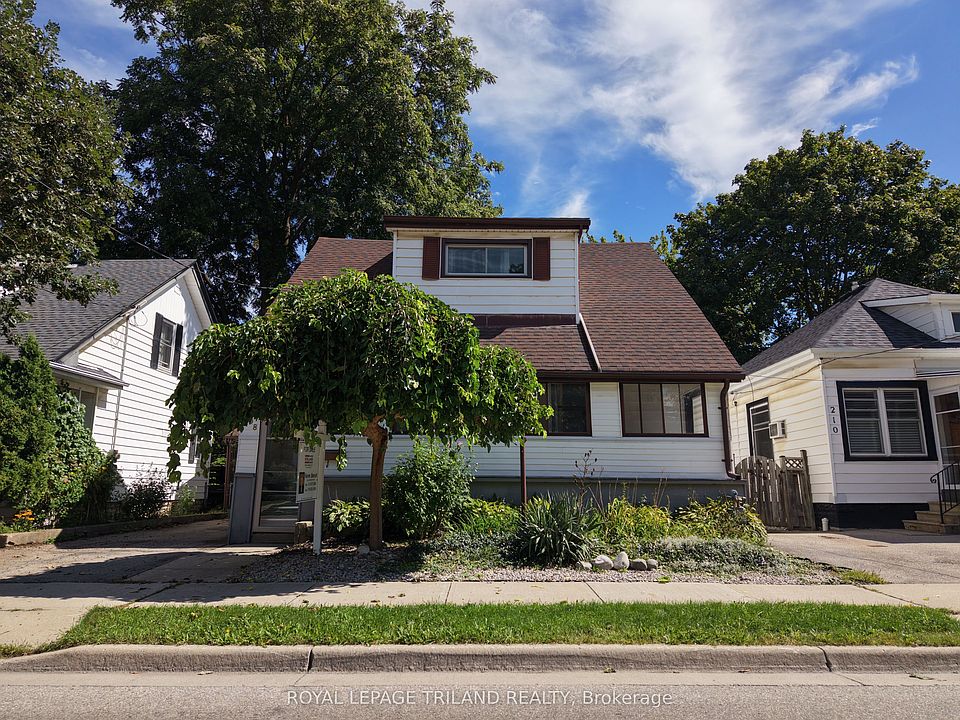 1st image of 208 Edward St