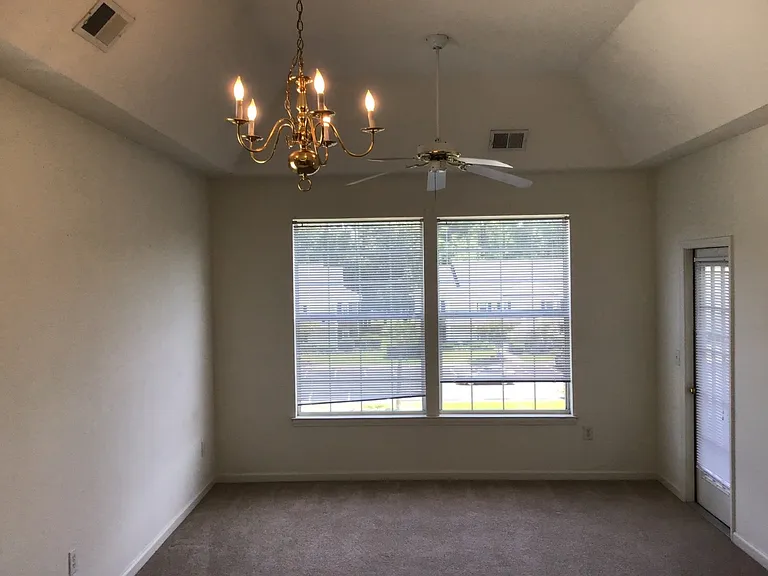1298 River Oaks Dr #5K — Photo 6