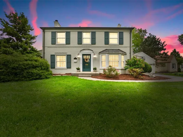 48 Hanley Downs, Saint Louis, MO 63117