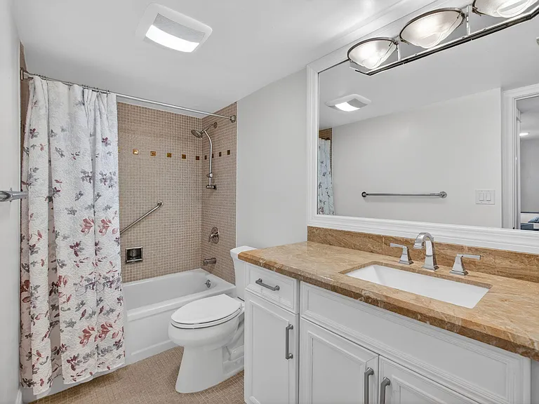 4200 N Ocean Dr #1706 — Photo 18